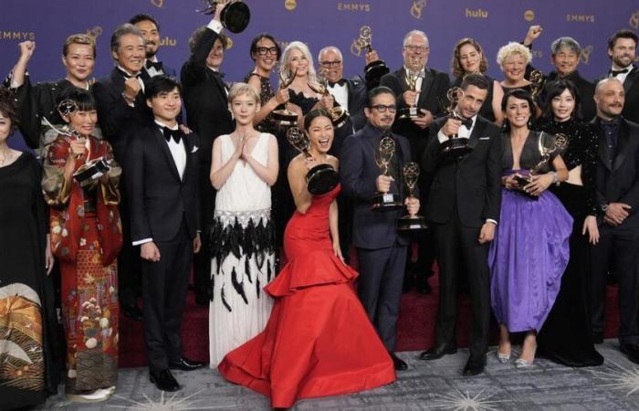 “Shogun”
      makes
      Emmy
      Awards
      history
      with
      record
      18
      trophies
      –
      rts.ch