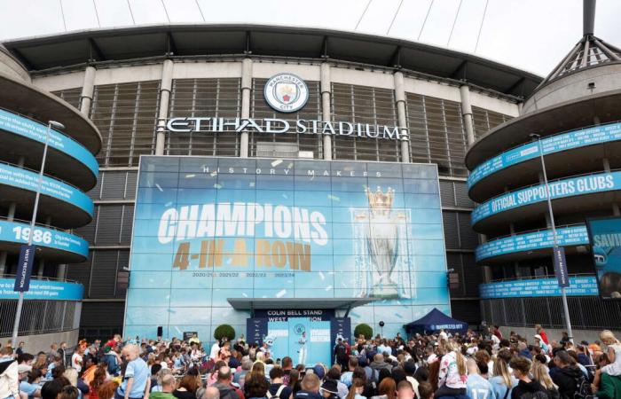 Manchester
      City
      ‘trial
      of
      the
      century’
      opens
      in
      England