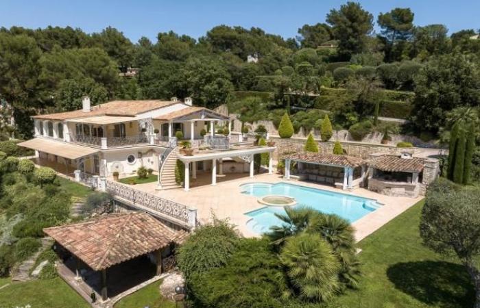 his sublime villa on the Côte d’Azur is for sale, here is the fixed price