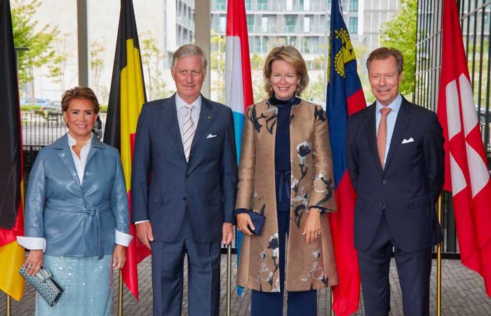 Grand Duchess Maria Teresa pairs faux leather and sequins to bid farewell to German-speaking heads of state