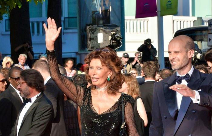 Still a dazzling movie diva: Sophia Loren turns 90 – we’d like to be like her!