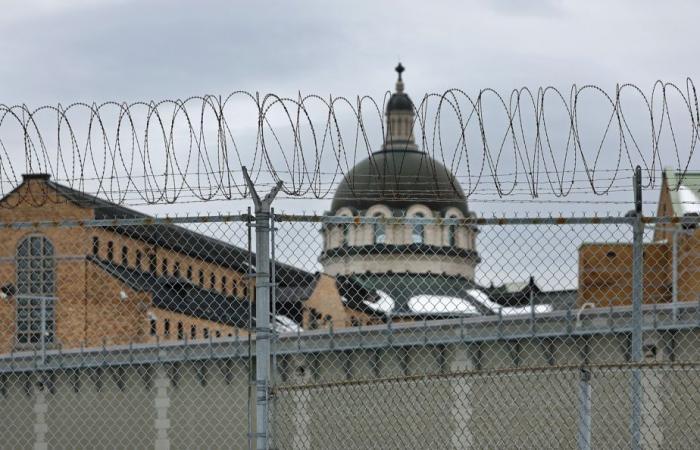 Bordeaux Prison | Inmate Accused of Four Murders Stabbed