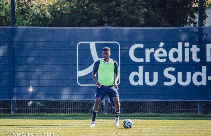 Girondins. Andy Carroll and Djibril Diaw in training [Vidéo]