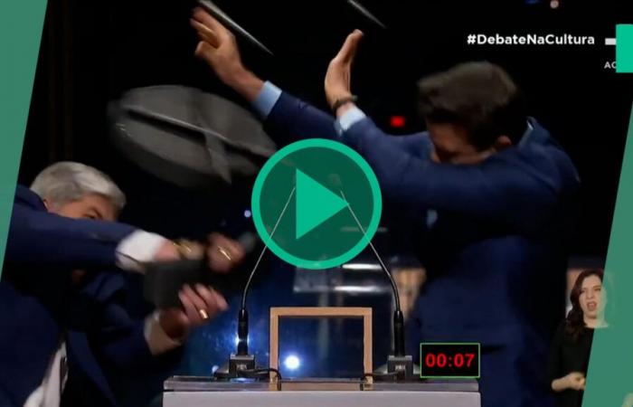 São Paulo mayoral candidate hits opponent with chair during TV debate