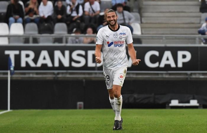 Official: Andy Carroll (Amiens) and Djibril Diaw join the Girondins de Bordeaux!