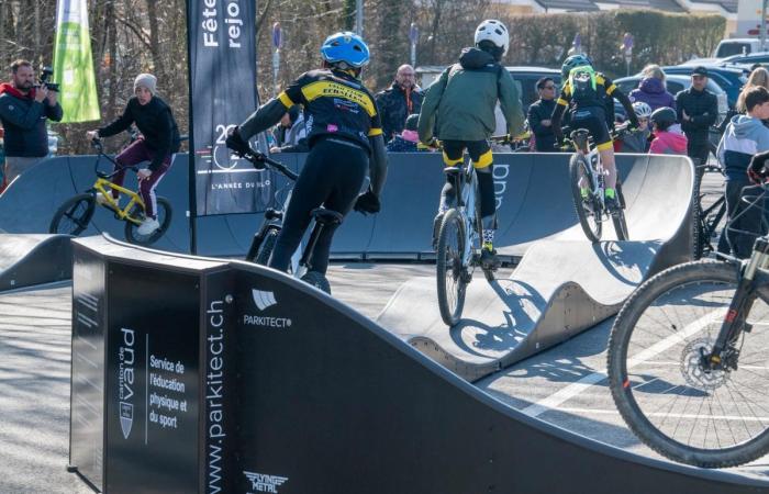 An obstacle stands in front of the Rasses pumptrack