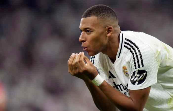 Mbappé is pissed off, the roles are reversed!