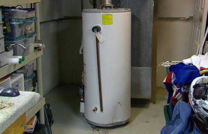 ‘It’s ridiculous’: Man must pay $1,000 penalty to cancel water heater rental