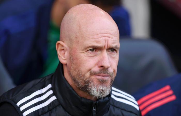 Ten Hag praises Rashford for letting Antony take penalty against Barnsley