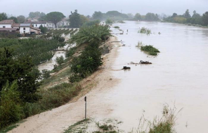 Unwetter in Italian: Feuerwehr im Dauereinsatz