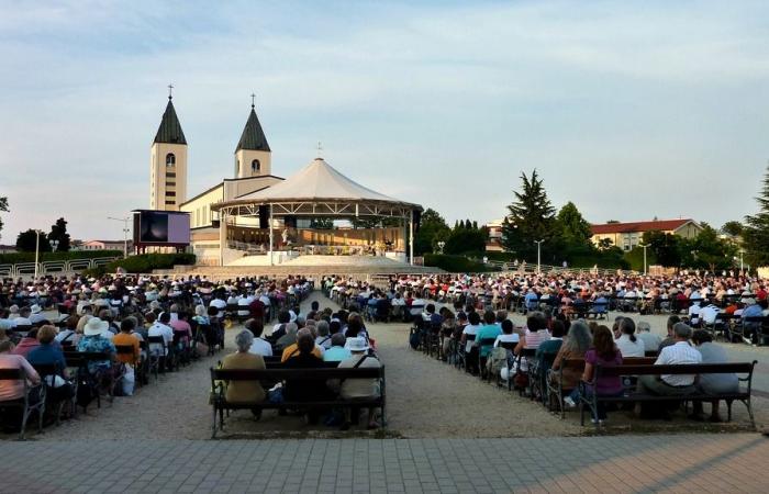 Pope Francis gives green light to Medjugorje shrine – Swiss Catholic Portal