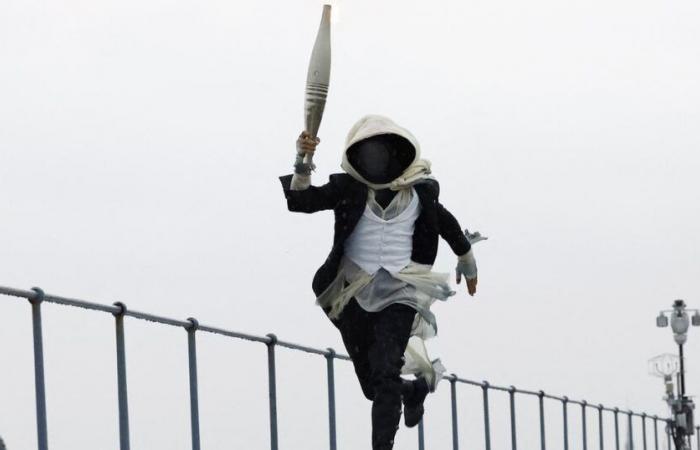 Three Swiss Swiss played the role of masked torchbearer at the Olympic Games – rts.ch