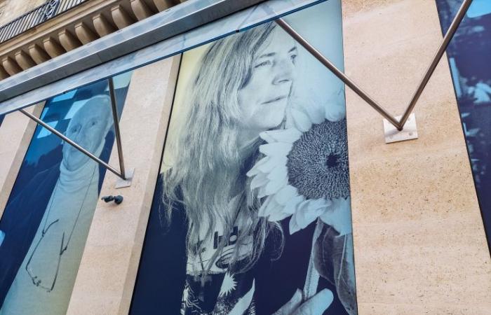 Paris: a photo installation visible on the future Fondation Cartier located near the Louvre