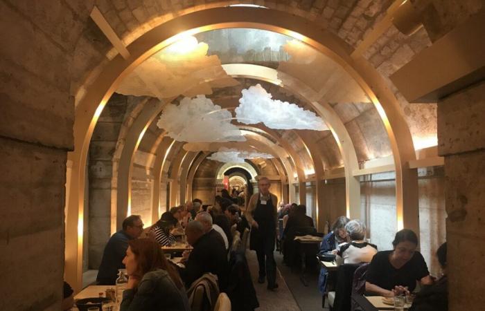 In this restaurant hidden under La Madeleine in Paris, white-collar workers rub shoulders with the most precarious