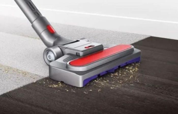 This Dyson cylinder vacuum cleaner is enjoying a big promotion this weekend