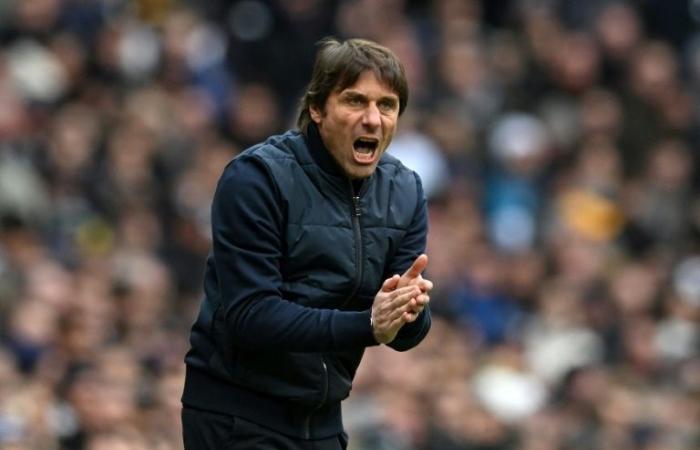 Napoli’s Antonio Conte faces bogey side Juventus