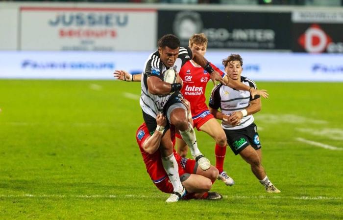 How the CA Brive forwards wore down the Aurillacois before the backs had a field day