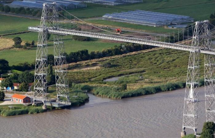 Who saved the Rochefort transporter bridge?