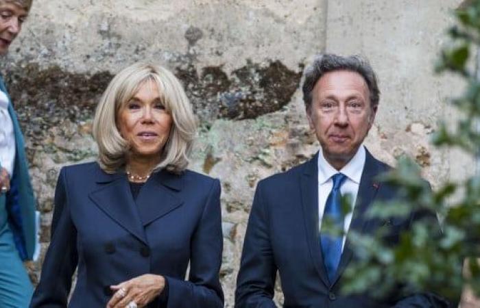 Brigitte Macron very close to Stéphane Bern in Chartres: the First Lady does not leave the host