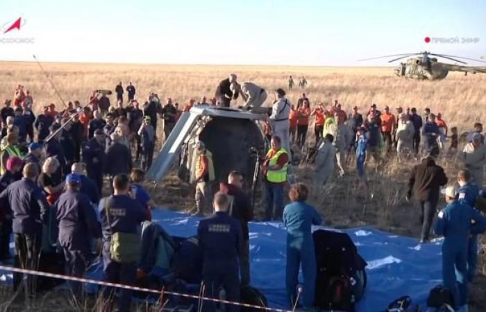 Soyuz spacecraft returns to Earth after 374 days in space (photos)