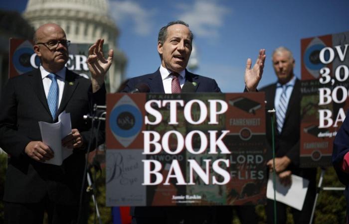 US Banned Books Week Begins With Mixed Results