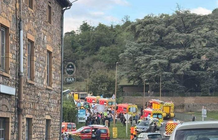 School bus accident near Lyon, children injured: the impressive photos