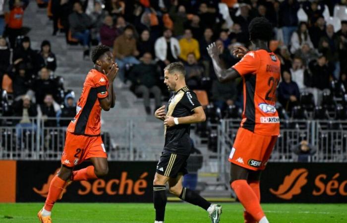 Ligue 2. Stade Lavallois overturns Rodez in ten minutes and takes a second success