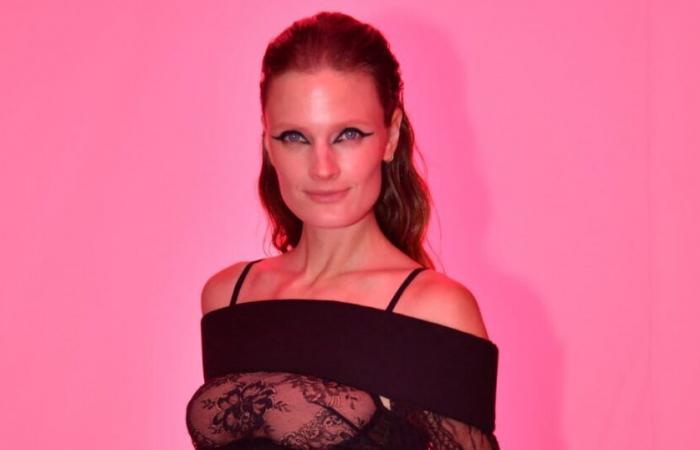 Etam Fashion Show: Constance Jablonski reveals her surprise pregnancy in lingerie, her nine-time world champion boyfriend is over the moon!