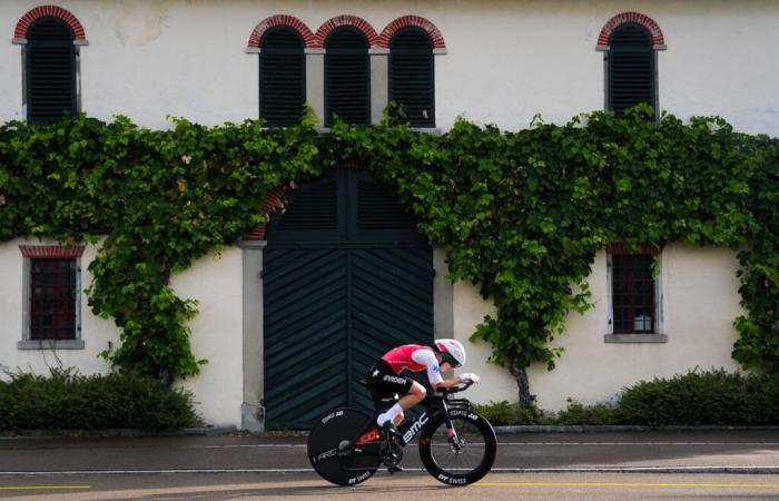 Swiss rider Muriel Furrer in ‘critical condition’ at hospital after crash in junior women’s road race