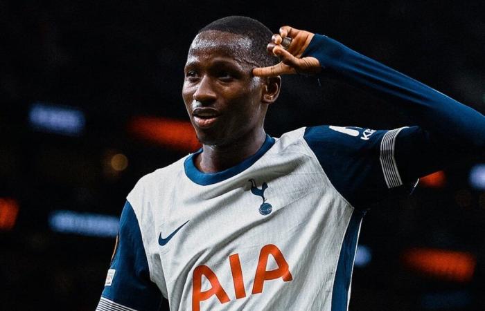 With a goal from Pape Matar Sarr, Tottenham wins against Qarabağ (3-0)