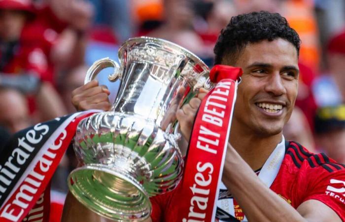 Varane announces his retirement | Manchester United