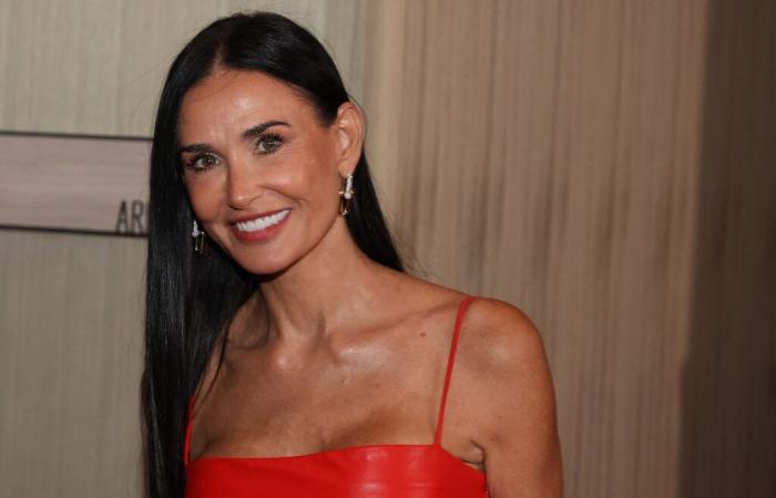 Demi Moore set herself 100 kilometers a day after pregnancy