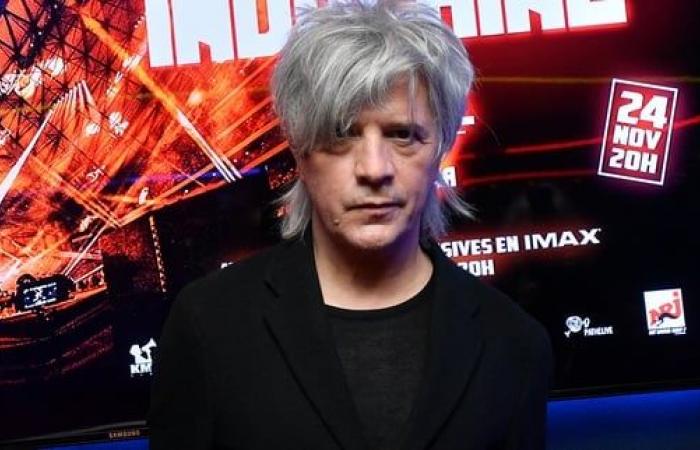 Indochine steps up to the plate after the parody of one of their hits