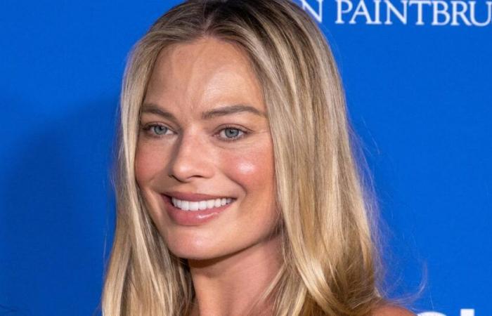 Margot Robbie, pregnant, victim of distressing comments about her physique