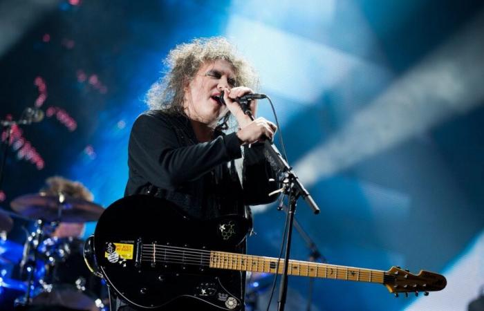 The Cure unveils “Alone” – Rolling Stone