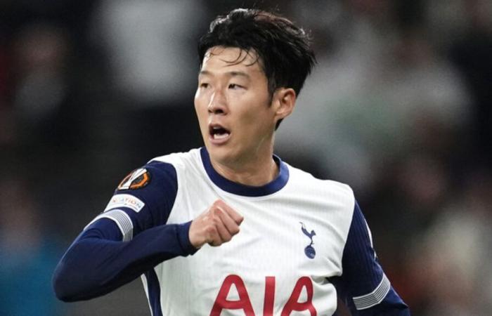 Concern for Tottenham ahead of Manchester United clash as star player gets taken off with a potential injury