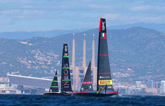 Sailing: Luna Rossa and Ineos Britannia tied