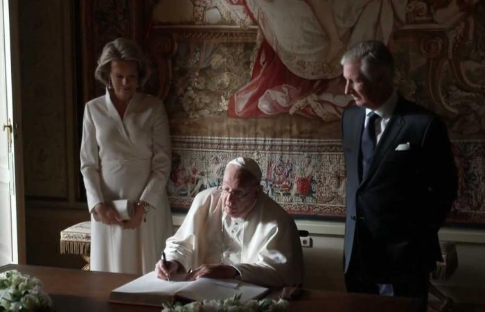 King Philippe and Queen Mathilde open the doors of their castle to Pope Francis