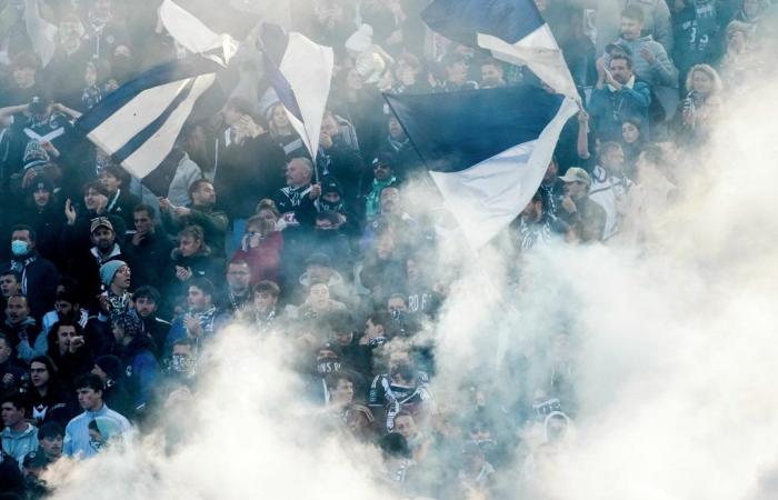 “The Girondins de Metz Football Club” framed for its trip to Troyes