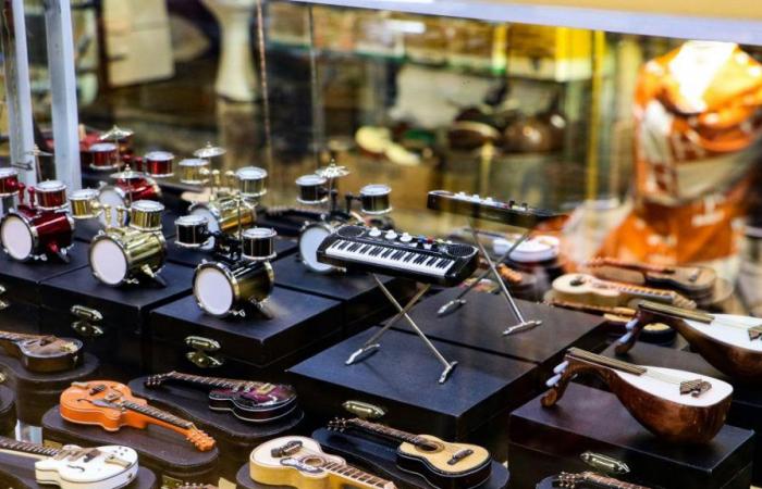 A historic manufacturer in the music industry placed in liquidation