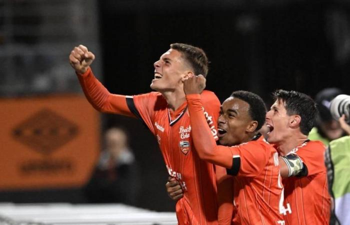 VIDEO. FC Lorient – AC Ajaccio: Enzo Genton scores a scissor for his first professional goal