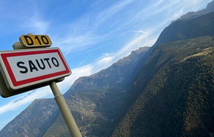 UPDATE. Collision between a bus and a car in the Catalan Pyrenees: around fifty people involved, including 17 lightly injured