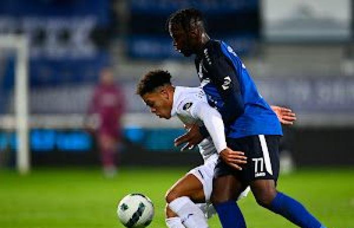 Edozie had nevertheless shown the way to a sublime goal: Anderlecht once again hanging on to Dender