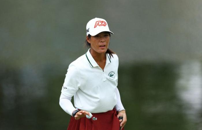 Jasmine Suwannapura first leader, Céline Boutier and Perrine Delacour under par