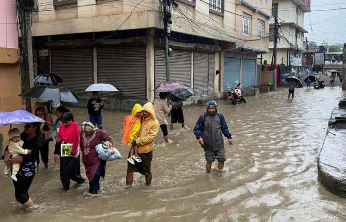 floods cause the death of 59 people, 44 others are still missing