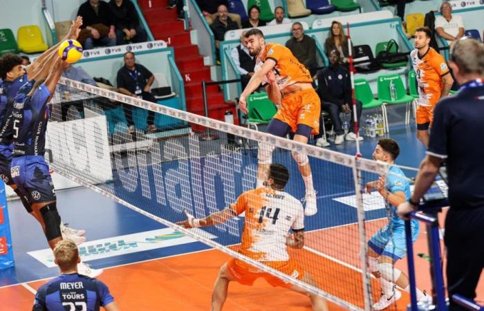 Tours VB begins with a setback against Montpellier