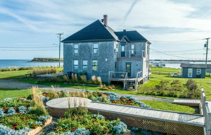 Magdalen Islands | Julie Snyder sells her hotel