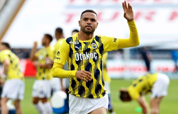 Youssef En-Nesyri faces the anger of supporters