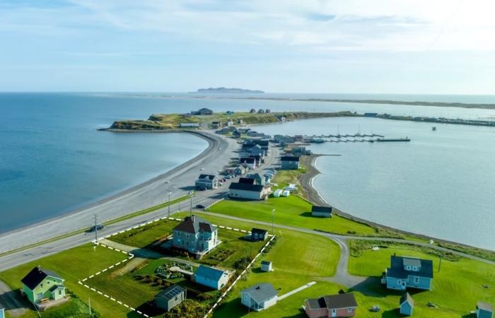 Magdalen Islands | Julie Snyder sells her hotel