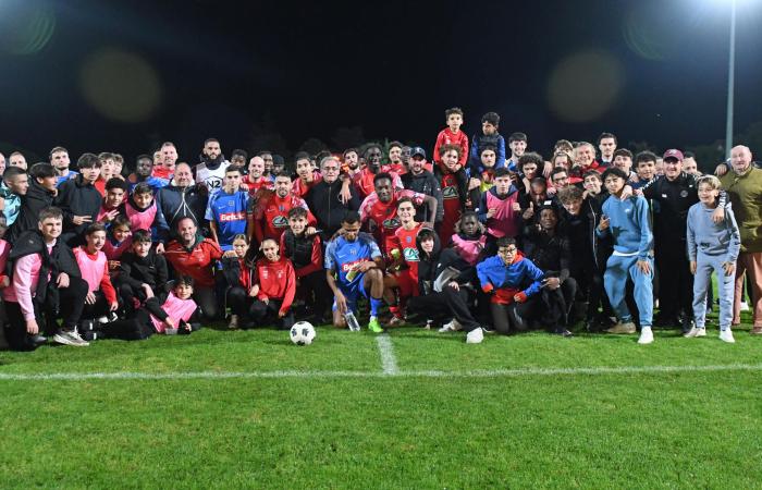 Poitiers plays against the Portuguese Châtellerault and advances to the 5th round